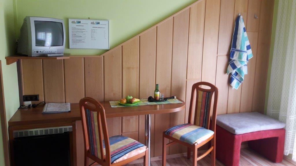 Bed and Breakfast Arkadenhaus Steiner Подерсдорф-ам-Зе Экстерьер фото